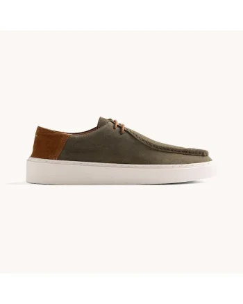 Mocasini din piele intoasra cu sireturi Wallabee, Kaki