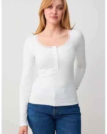Bluza din amestec de modal cu fenta cu nasturi, Alb
