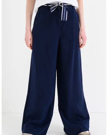 Pantaloni cu croiala ampla si cordon, Alb murdar/Bleumarin