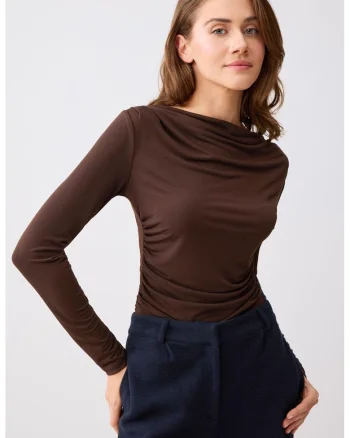 Bluza cu decolteu barcuta, Maro inchis