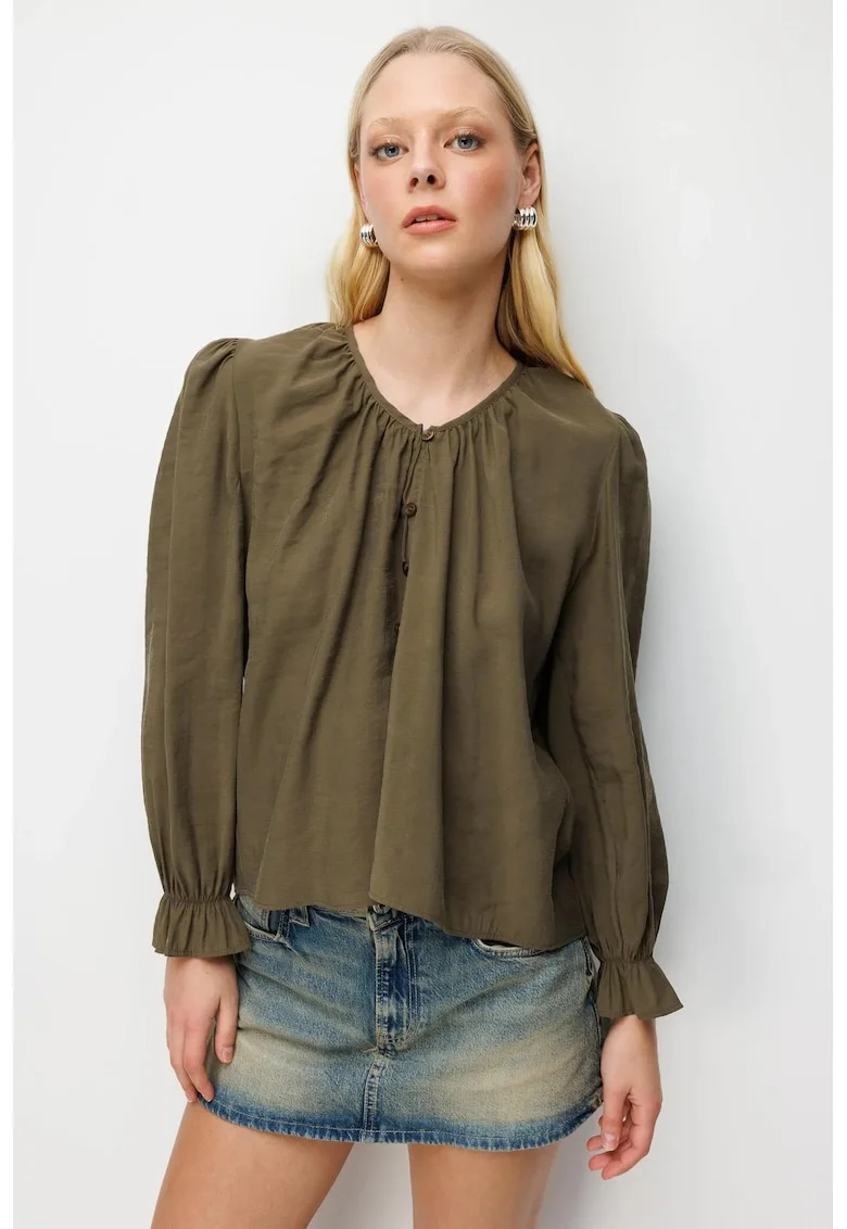 Bluza dama,  bluza cu guler rotund, textura cu nasturi, verde kaki, textil
