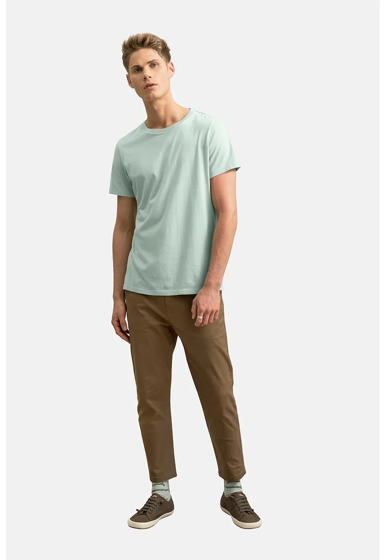 Tricou unisex cu decolteu la baza gatului, Verde menta