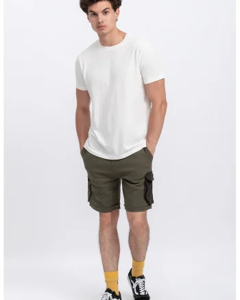 Tricou unisex cu decolteu la baza gatului, Alb murdar