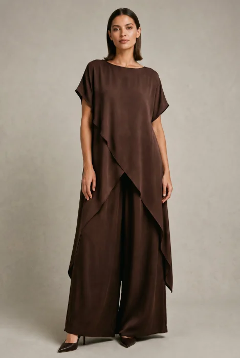 Compleu dama elegant din vascoza cu tunica asimetrica si pantaloni palazzo, maro