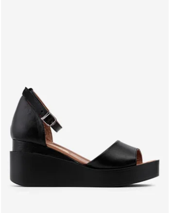 Sandale cu platforma confectionate din piele neagra