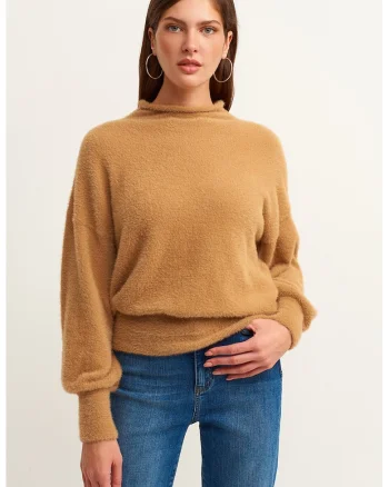 Pulover cu aspect pufos, Maro camel