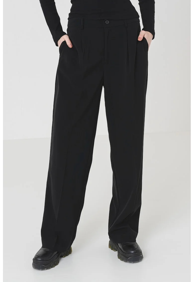 Pantaloni cu croiala ampla si buzunare laterale, Negru