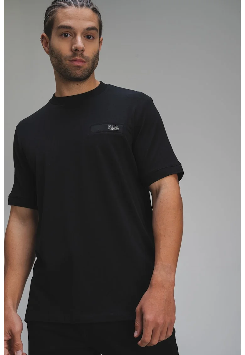 Tricou cu decolteu la baza gatului si buzunar aplicat, Negru stins