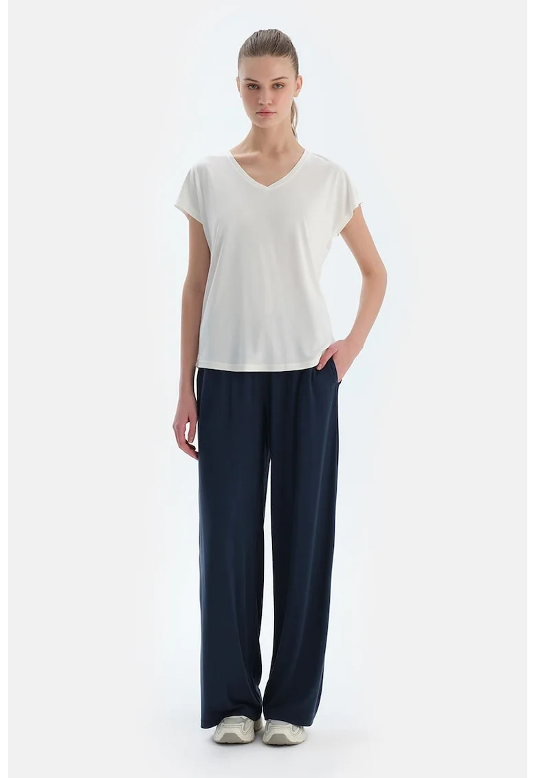 Pantaloni de trening cu croiala dreapta si buzunare, Bleumarin