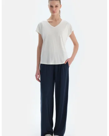 Pantaloni de trening cu croiala dreapta si buzunare, Bleumarin