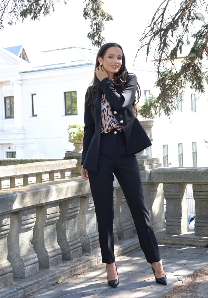 Pantaloni eleganti negri cu talie inalta