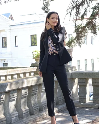 Pantaloni eleganti negri cu talie inalta