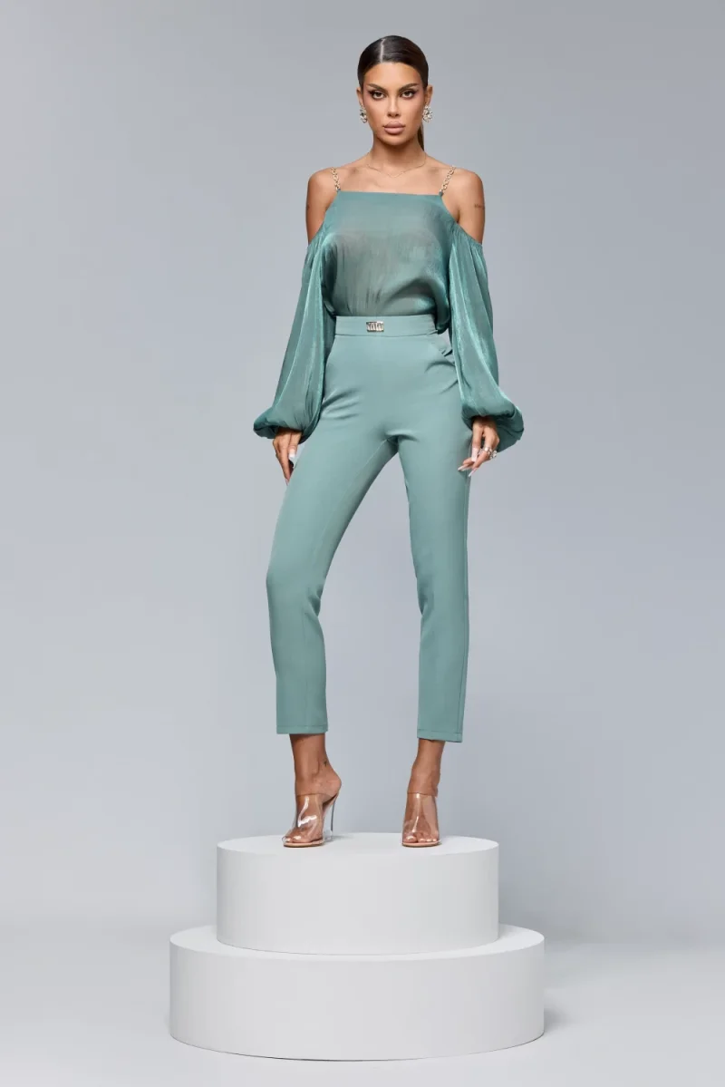 Pantaloni conici cu talie inalta de culoare verde olive