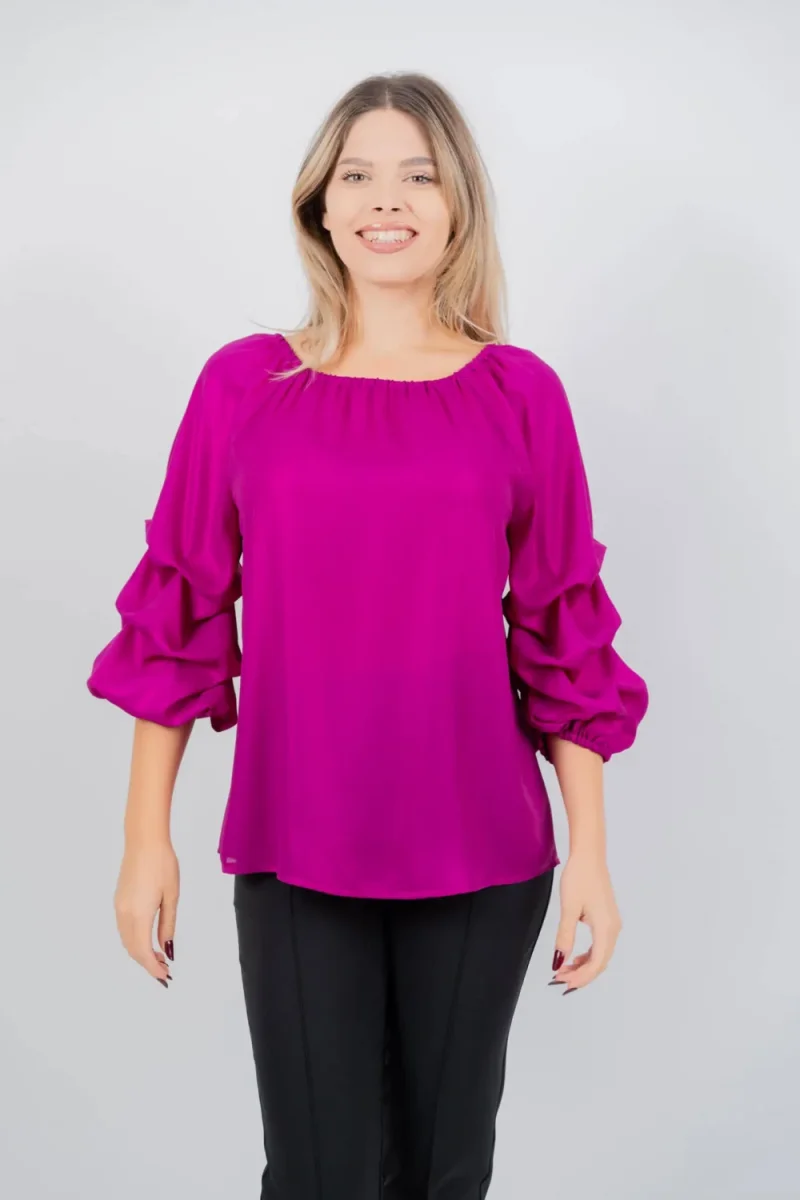 Bluza eleganta fucsia cu falduri la maneci din voal peliculizat