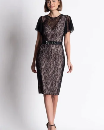 Rochie de ocazie din dantela neagra pe captuseala fina nude cu croi drept si lungime midi