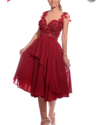 Rochie de ocazie cu lungimea medie din voal cu partea superioara din broderie