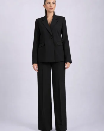 Compleu elegant negru cu pantaloni largi si sacou cu inchidere la doi nasturi