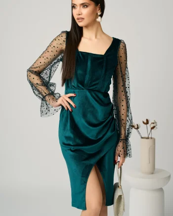 Rochie eleganta din catifea verde cu maneci din tull cu buline