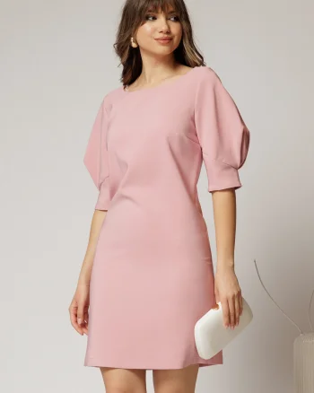 Rochie DY Fashion roz scurta croi cambrat cu maneci cu design atipic