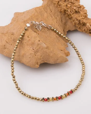 Bratara subtire din hematit auriu si cubic zirconia