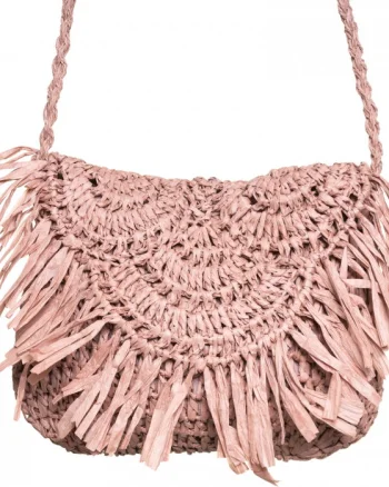 Geanta crossbody mica impletita cu franjuri decorativi pe capac, roz prafuit