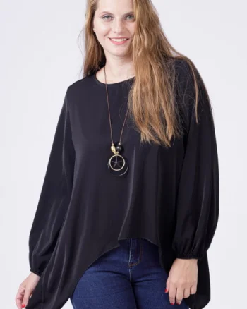 Bluza in colturi neagra, cu colier cadou