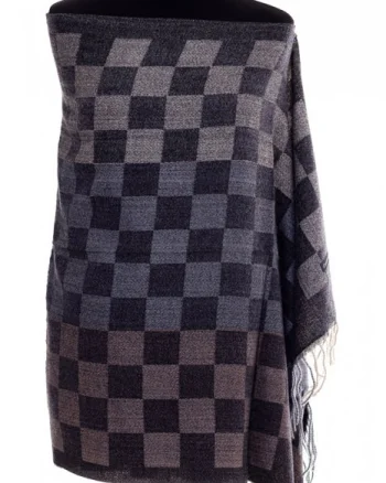Esarfa casmir unisex cu imprimeu tabla de sah pe fond negru