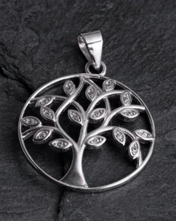 Pandant rotund din argint 925 Pomul Vietii cu pietricele albe de cubic zirconia