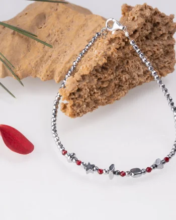 Bratara argint subtire din hematit argintiu si cubic zirconia grena