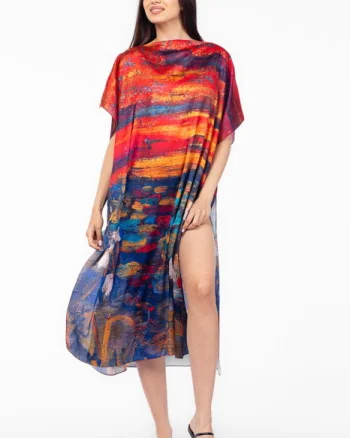 Rochie de plaja lunga tip poncho din matase cu imprimeu dupa pictura celebra