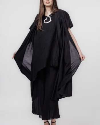 Blazer elegant, usor creponat, cu rever dublat cu voal negru