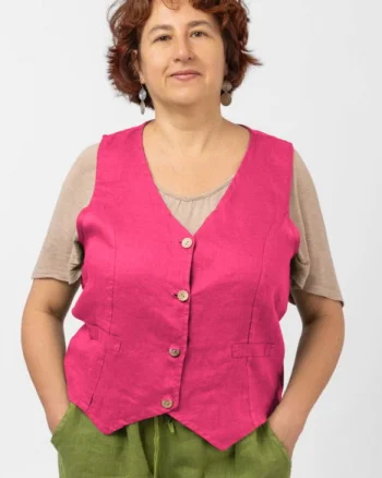 Vesta trendy din in cu colturi si nasturi de lemn, fucsia