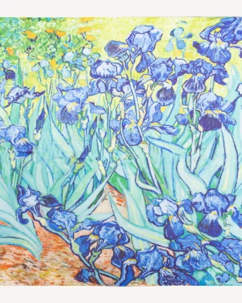 Esarfa patrata cu o fata imprimata cu reproducerea dupa pictura   Irisi   a lui Van Gogh, din matase si vascoza