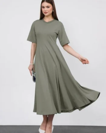 Rochie ampla, lunga clos, din jerseu de bumbac, kaki