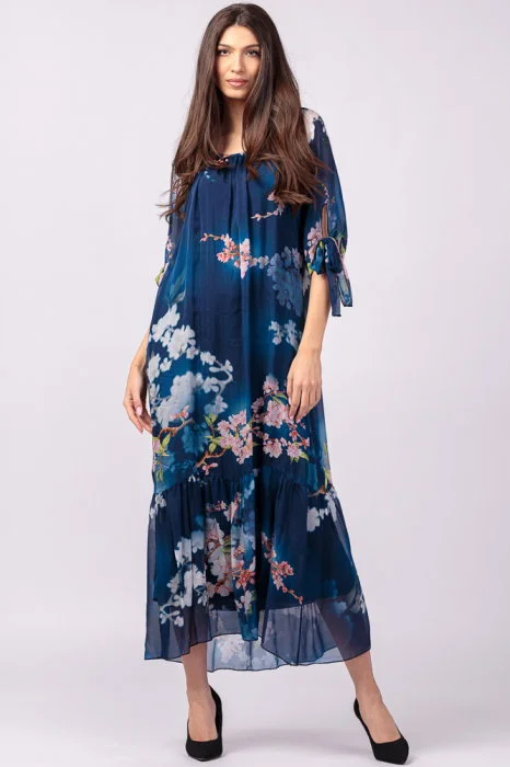 Rochie lunga din matase si vascoza, cu imprimeu flori de cires pe fond bleumarin