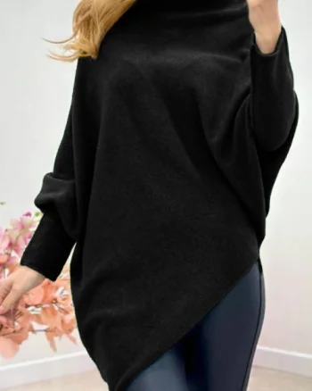 Pulover superversatil cu maneca fluture si colt din vascoza, negru