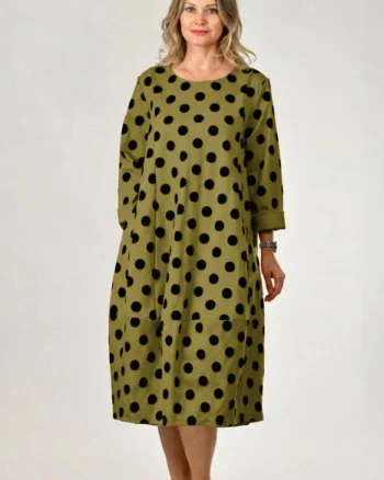 Rochie lalea, verde cu buline embosate, catifelate si croi lejer, din vascoza