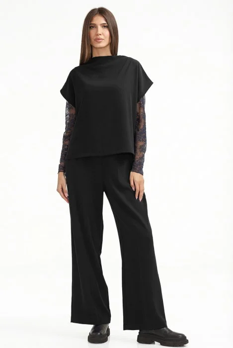 Pantaloni eleganti cu croiala dreapta, lejera, negri