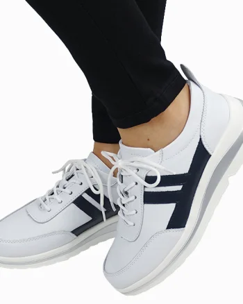 Sneakers alb cu bleumarin inchis din piele naturala 5089 M2