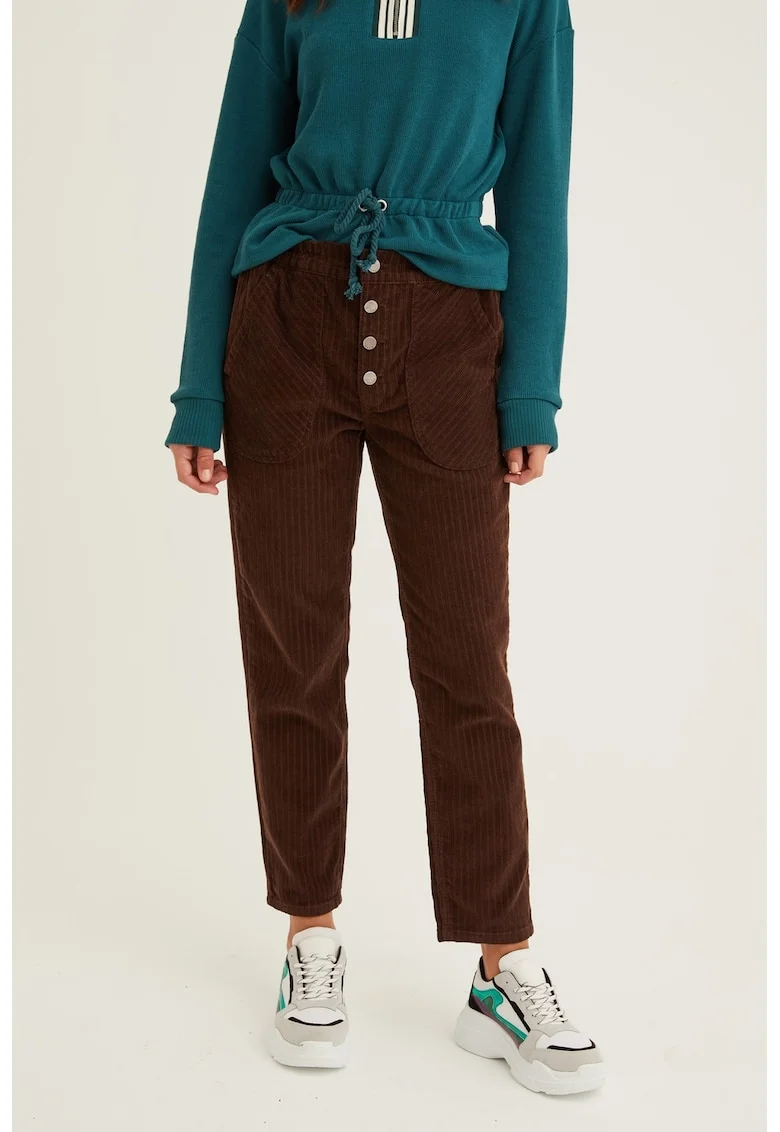 Pantaloni crop din reiat cu nasturi, Maro inchis