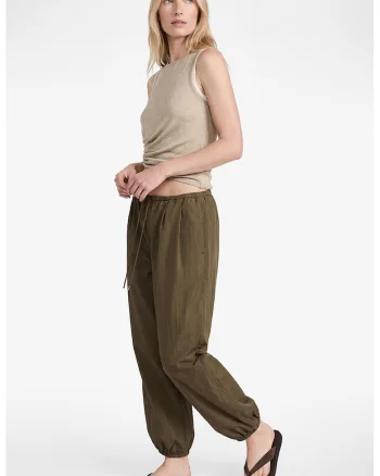Pantaloni cu croiala conica si cordon, Kaki