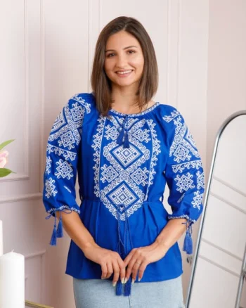 Bluza albastra cu motiv geometric alb Angela