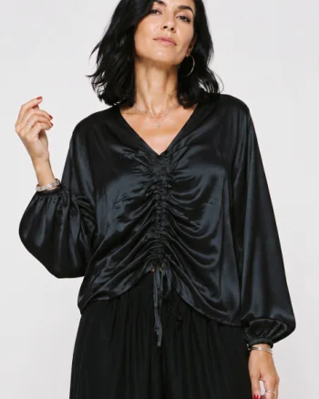 Bluza dama eleganta din satin de matase si vascoza cu fronseu reglabil - neagra