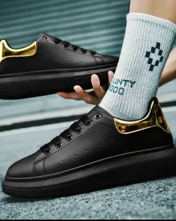 Adidasi barbati casual negri cu auriu VIP ZR 777  T7-3