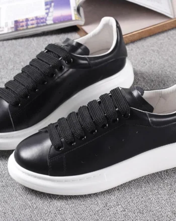 Adidasi unisex  MQ Black White 999