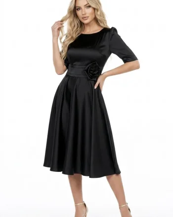 Rochie eleganta neagra din tafta cu croiala closi si maneca scurta