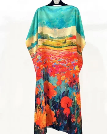 Rochie de plaja lunga tip poncho din matase cu peisaj cu maci stilizati pe fond albastru