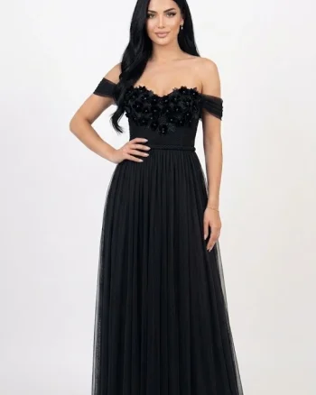 Rochie lunga neagră decorată cu flori 3D