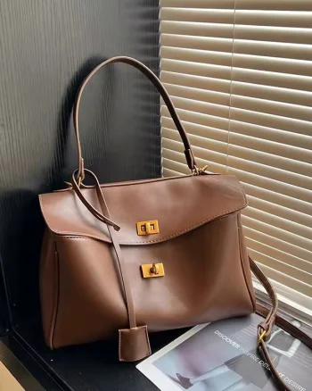 Geanta dama eleganta Arisse GT3959, Maro