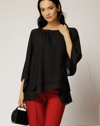 Bluza neagra cu fir lurex discret din voal cu volane suprapuse